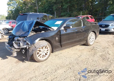 2013 Ford Mustang V6 Premium z USA, uszkodzony, nr VIN 1ZVBP8AM5D5200513